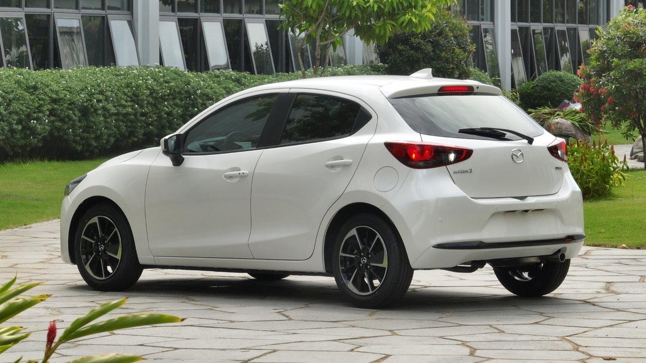 MAZDA 2 SPORT