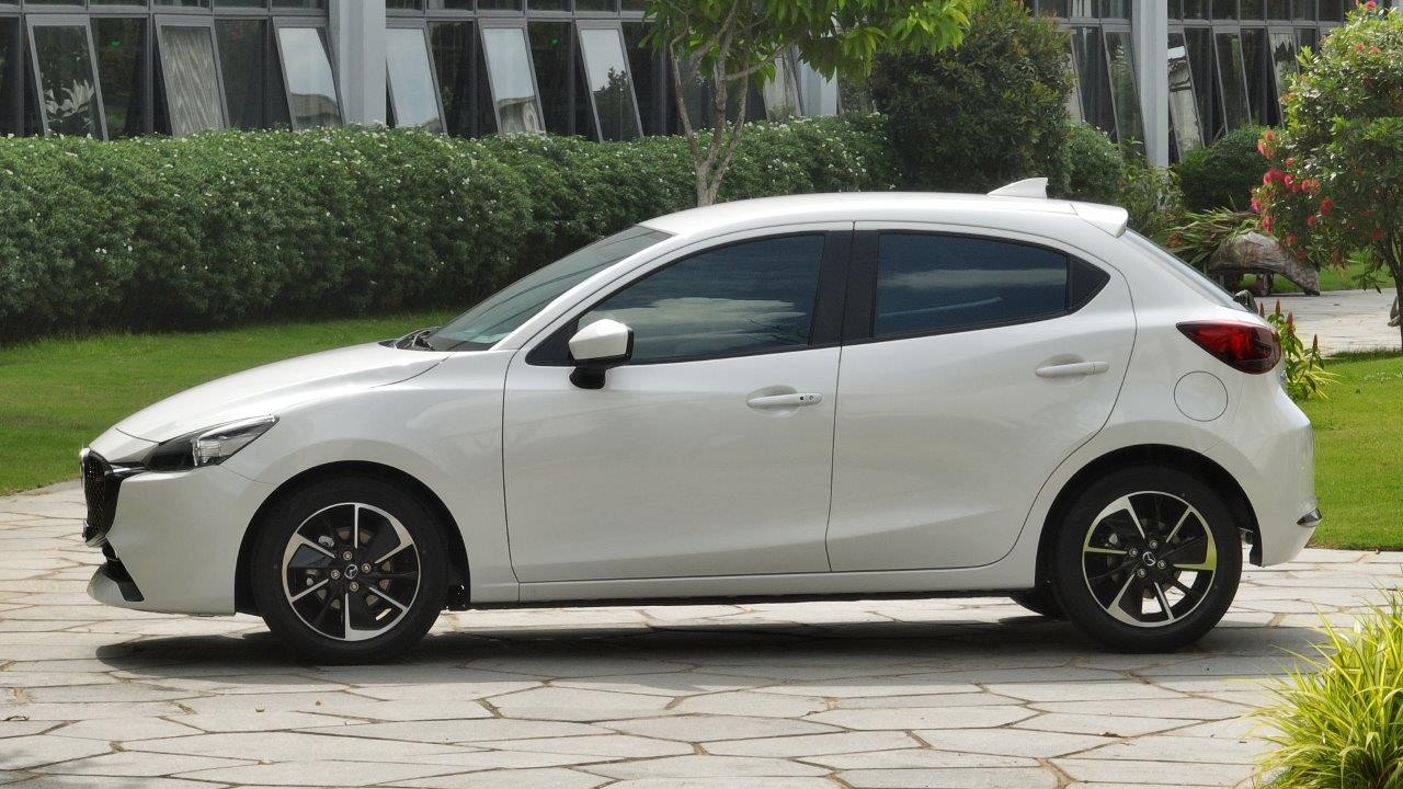 MAZDA 2 SPORT