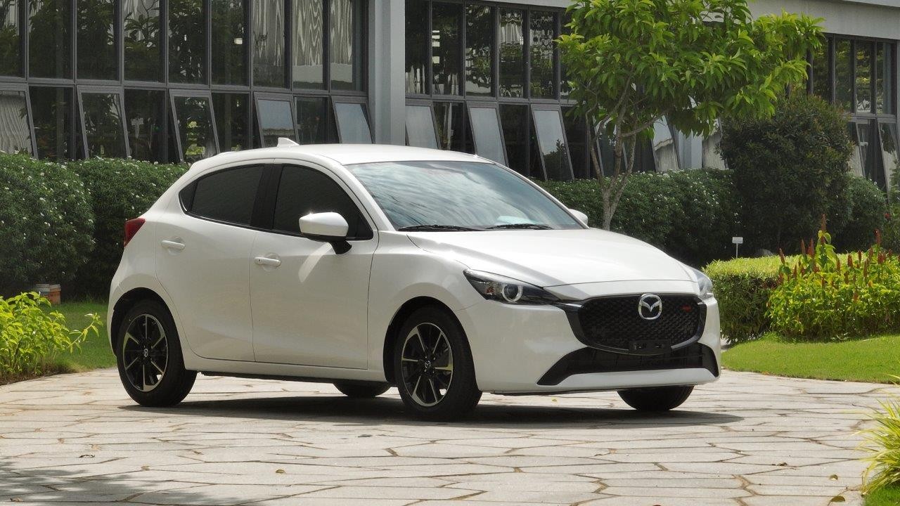 MAZDA 2 SPORT